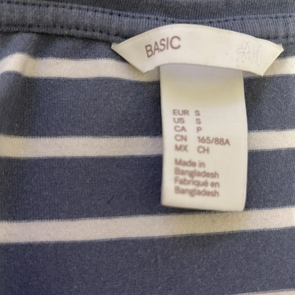 H&M Basic Shirt - Picture 4 of 4